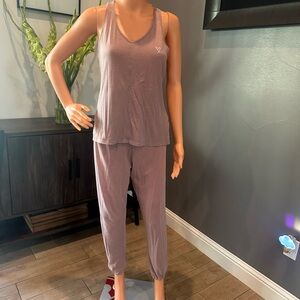 Victoria's Secret Taupe sleepwear set - small
